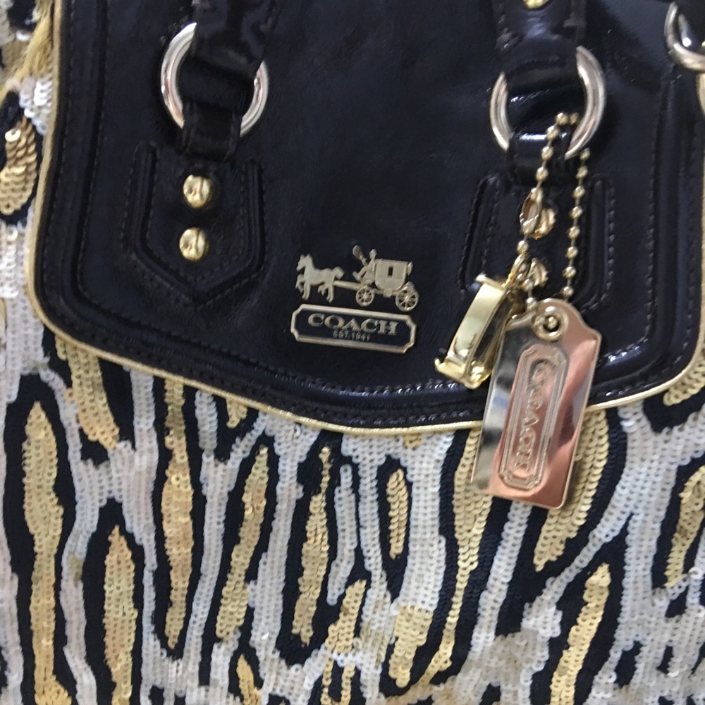 Coach Shoulder Bag